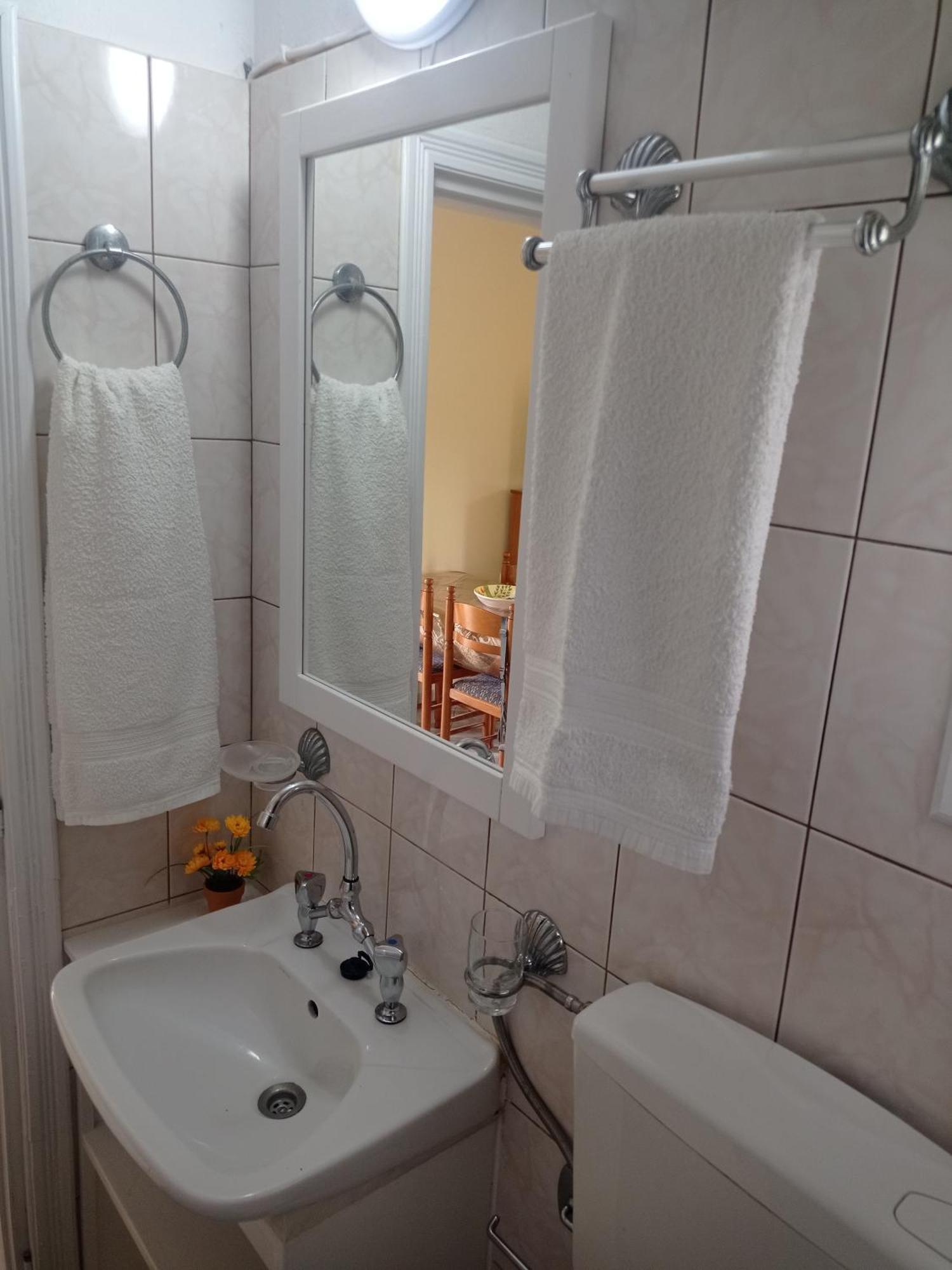 Alexandros Rooms & Studios Скопелос Екстериор снимка