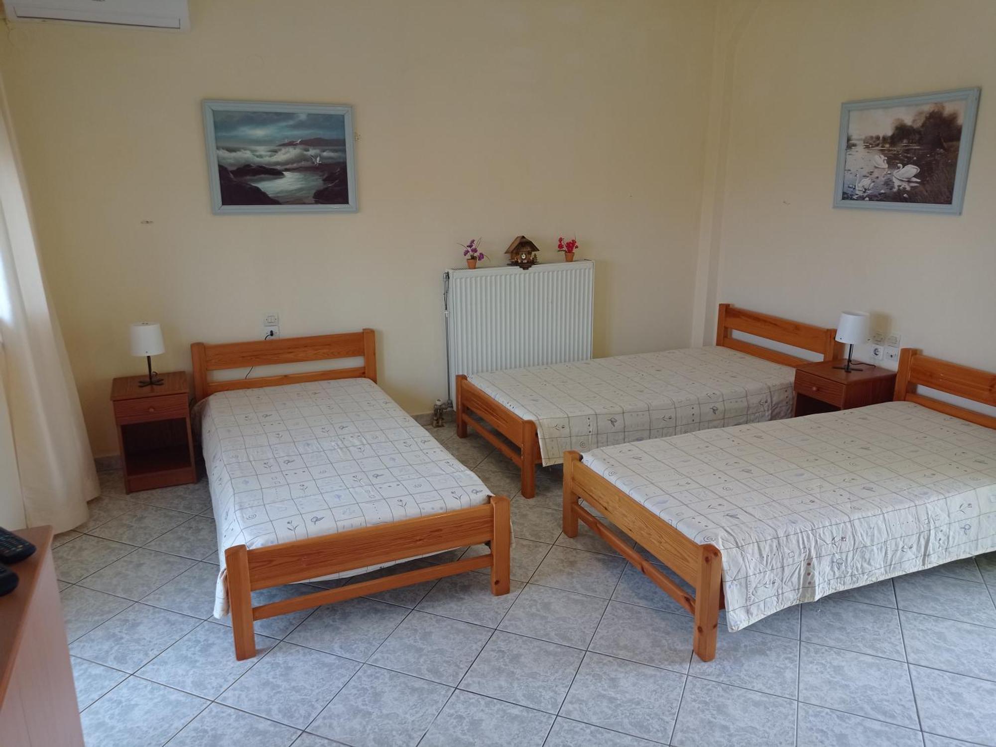 Alexandros Rooms & Studios Скопелос Екстериор снимка